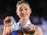Kim Yu-Na Wins Gold at Tokyo GP