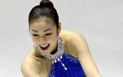 Kim Yu-Na Wins Gold at Tokyo GP