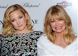 Kate Hudson, Goldie Hawn at Nine Premiere