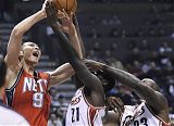 Yi Jianlian vs Cavaliers
