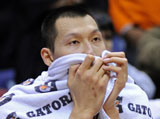 Yi Jianlian Against 76ers